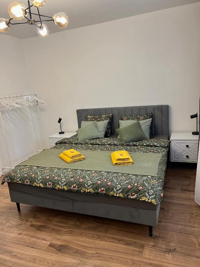 R&l Lazovna - Old Town And Parking Apartment *